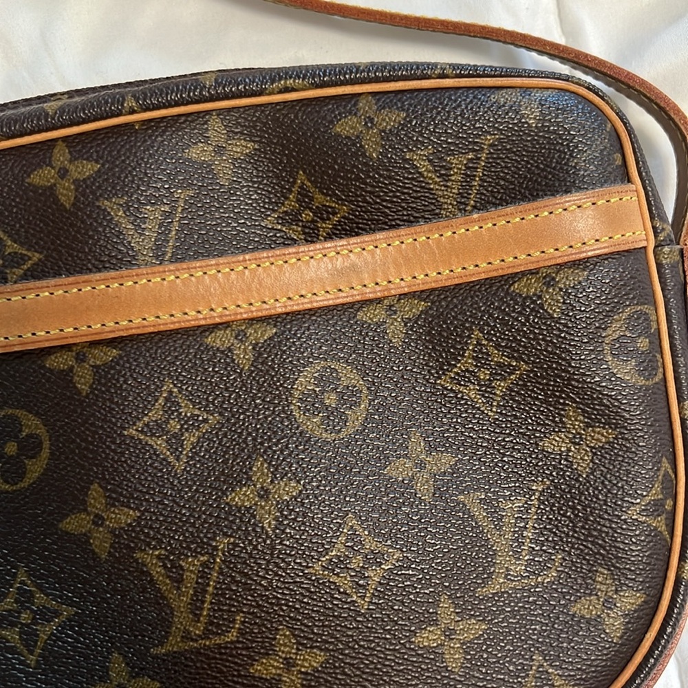 Authentic Louis Vuitton Jeune Fille GM Crossbody  Brown Coated Monogram - Picture 3 of 10